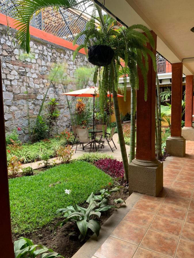 Casona Del Conquistador Antigua Luaran gambar