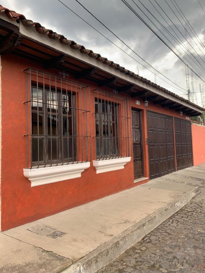 Casona Del Conquistador Antigua Luaran gambar